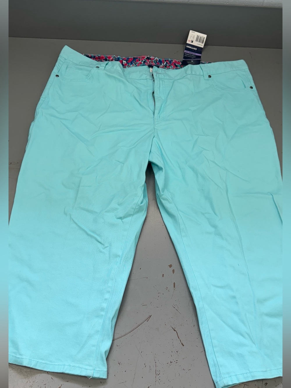 Editions Kmart Women's Light Aqua Capris Plus Size Classic fit 22W